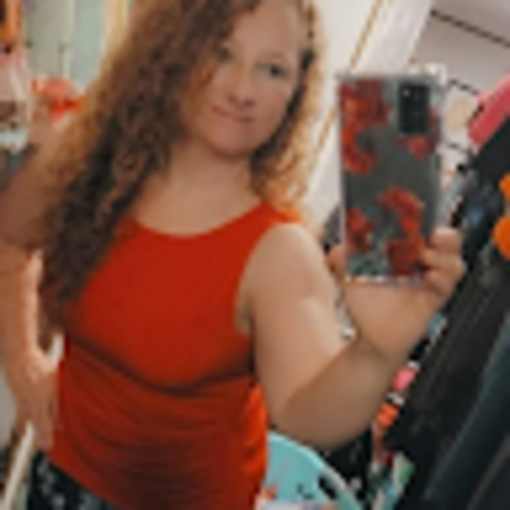 Meet your Posher, Christine
